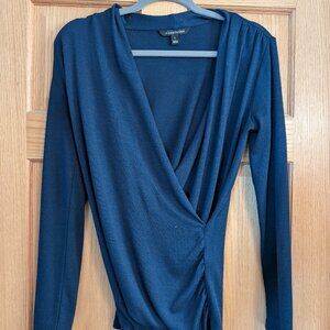 Hawthorne wrap around shirt and navy blue (S)